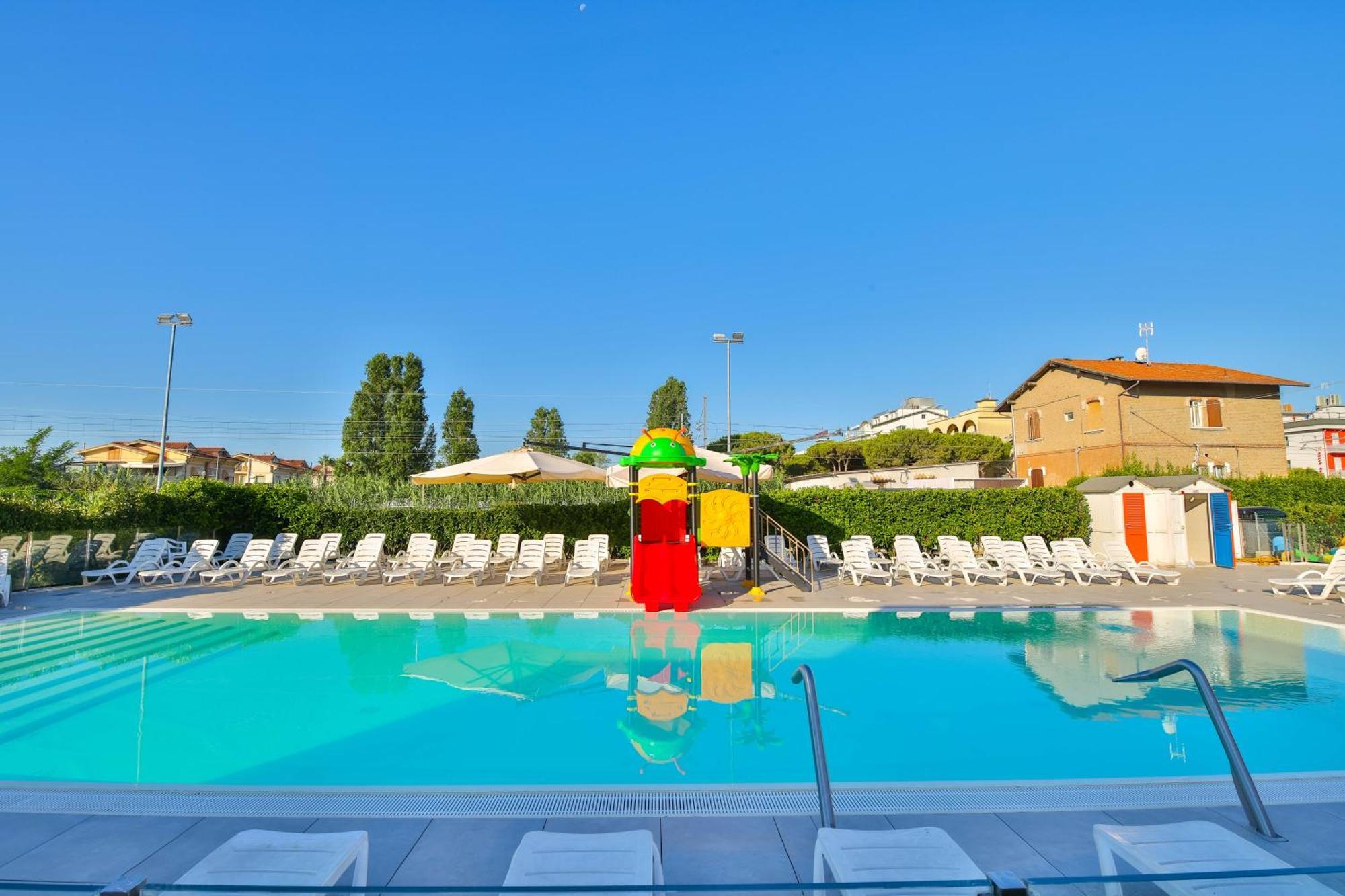 Ciccio Hotel Misano Adriatico Extérieur photo